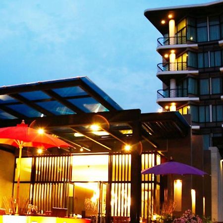 The Sez Hotel Bang Saen Bagian luar foto